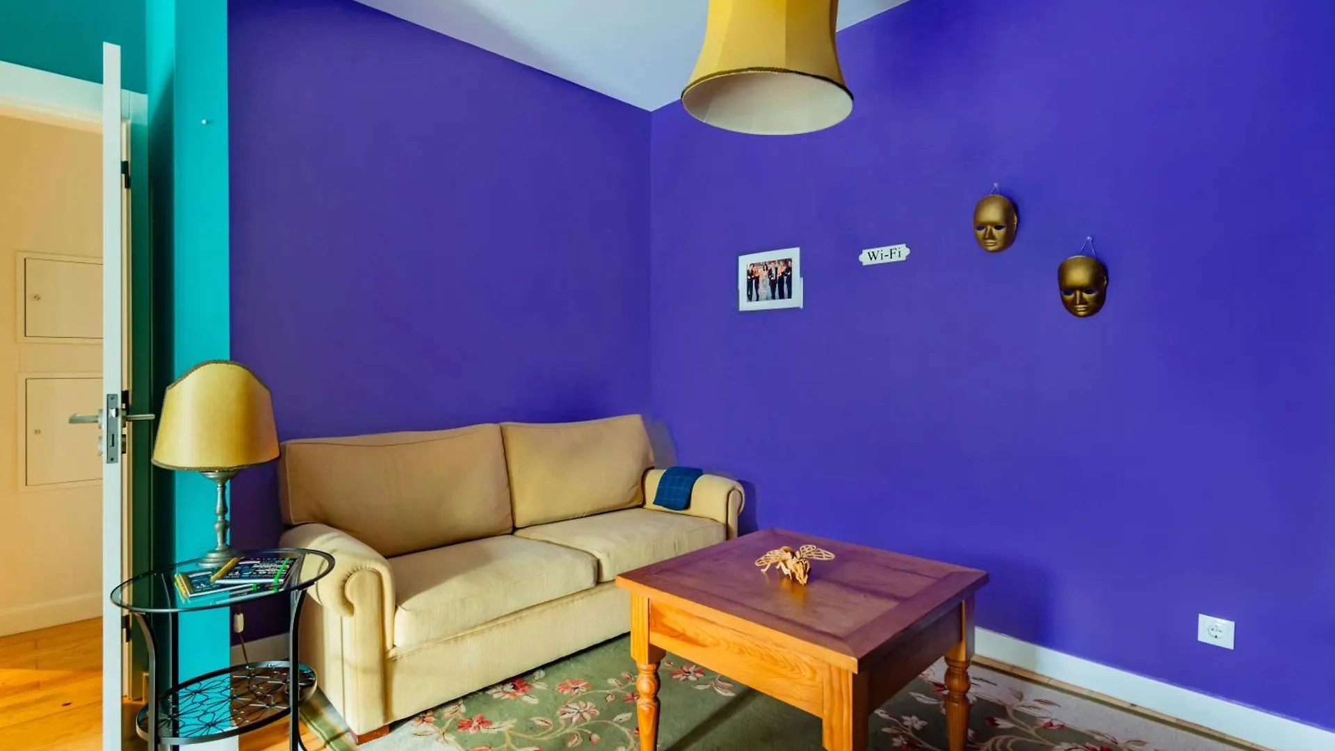 Monica'S Place A Friends' Inspired Apartment Lisboa 0*,  Portugália
